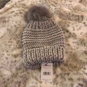 NWT Free People Skyline Pom Pom Beanie